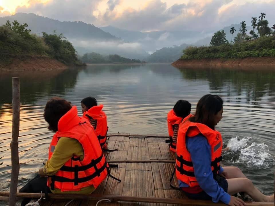 Baanhatsompaen Homestay Ranong Esterno foto