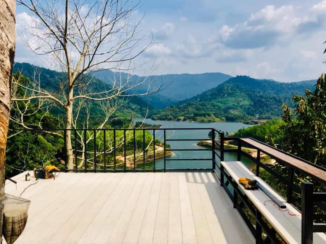 Baanhatsompaen Homestay Ranong Esterno foto