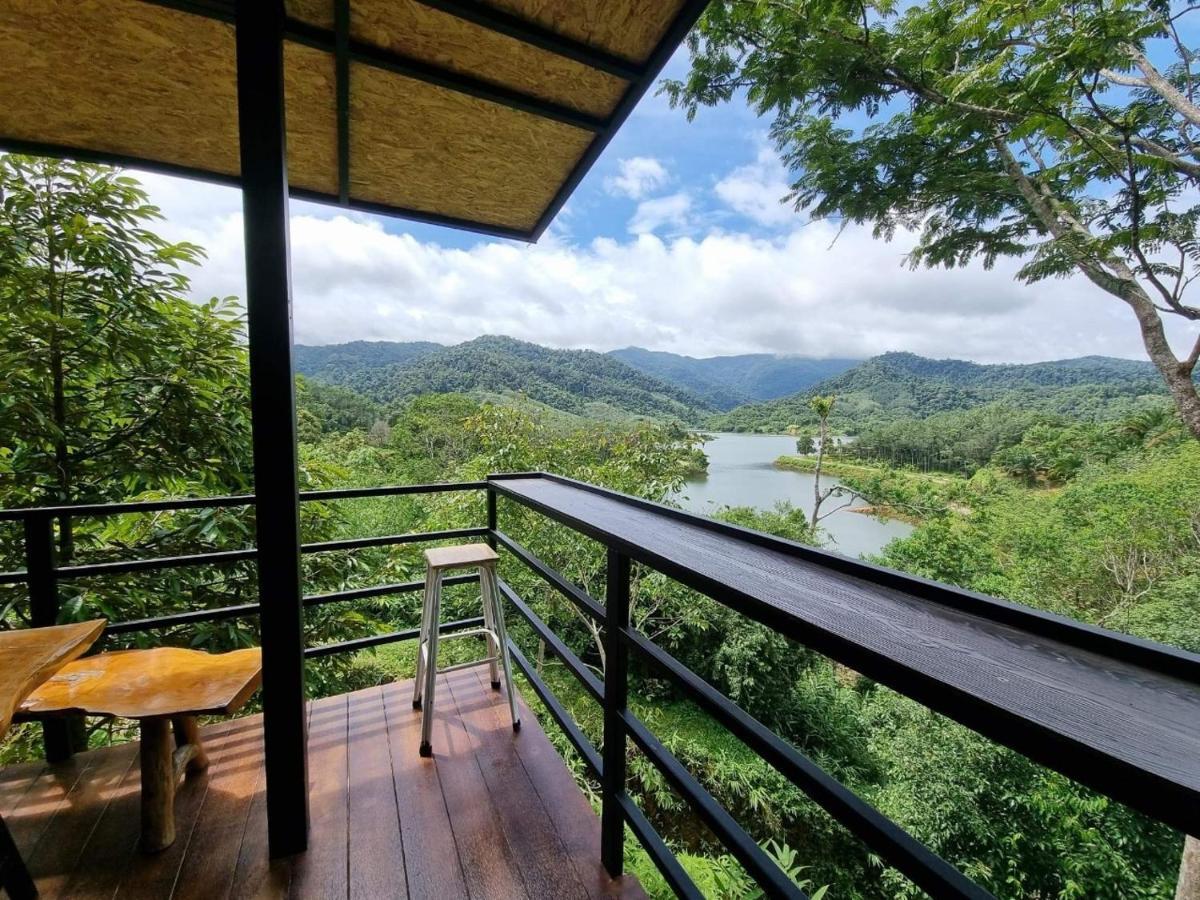 Baanhatsompaen Homestay Ranong Esterno foto